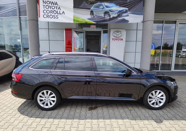 Skoda Superb cena 107900 przebieg: 173491, rok produkcji 2020 z Stary Sącz małe 379